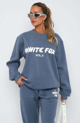 Leisure Hoodie and Sweatpants image 3