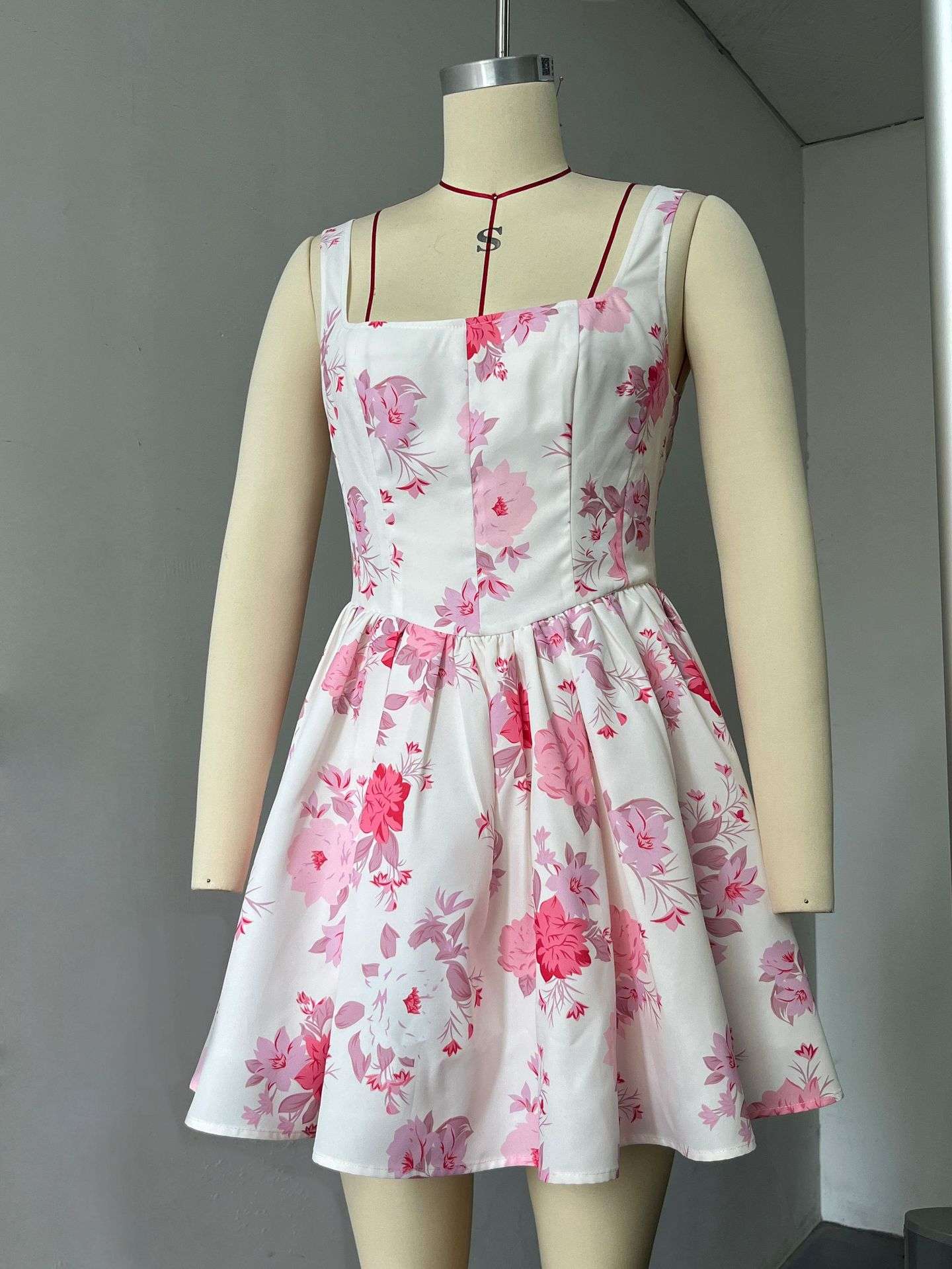 Floral Pink and White Summer Dress image 3