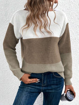Modern sweater with splicing and a boat neckline image 3