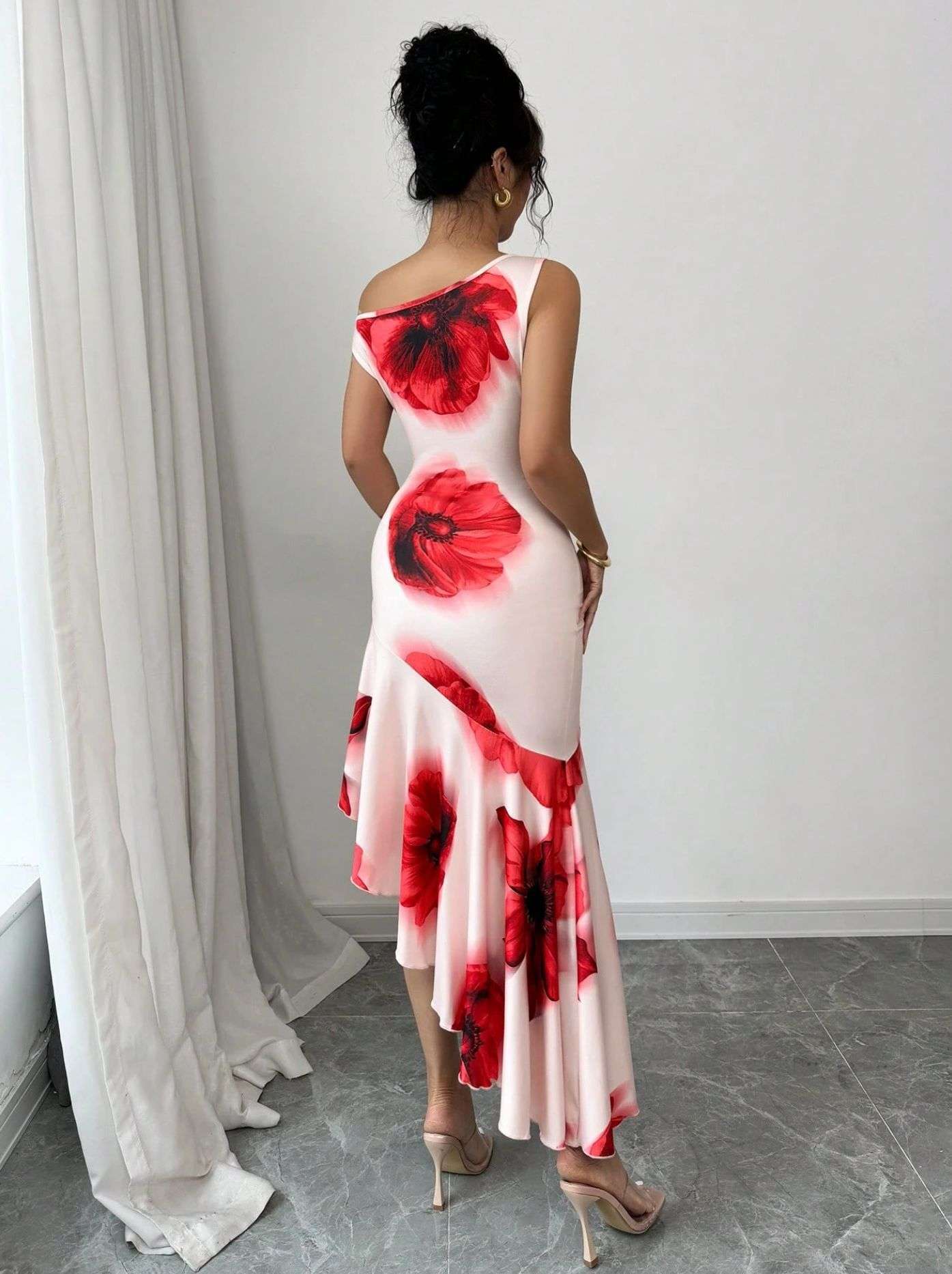 Asymmetric Off-Shoulder Floral Midi Dress image 2