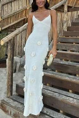 Elegant White Floral Maxi Dress image 2