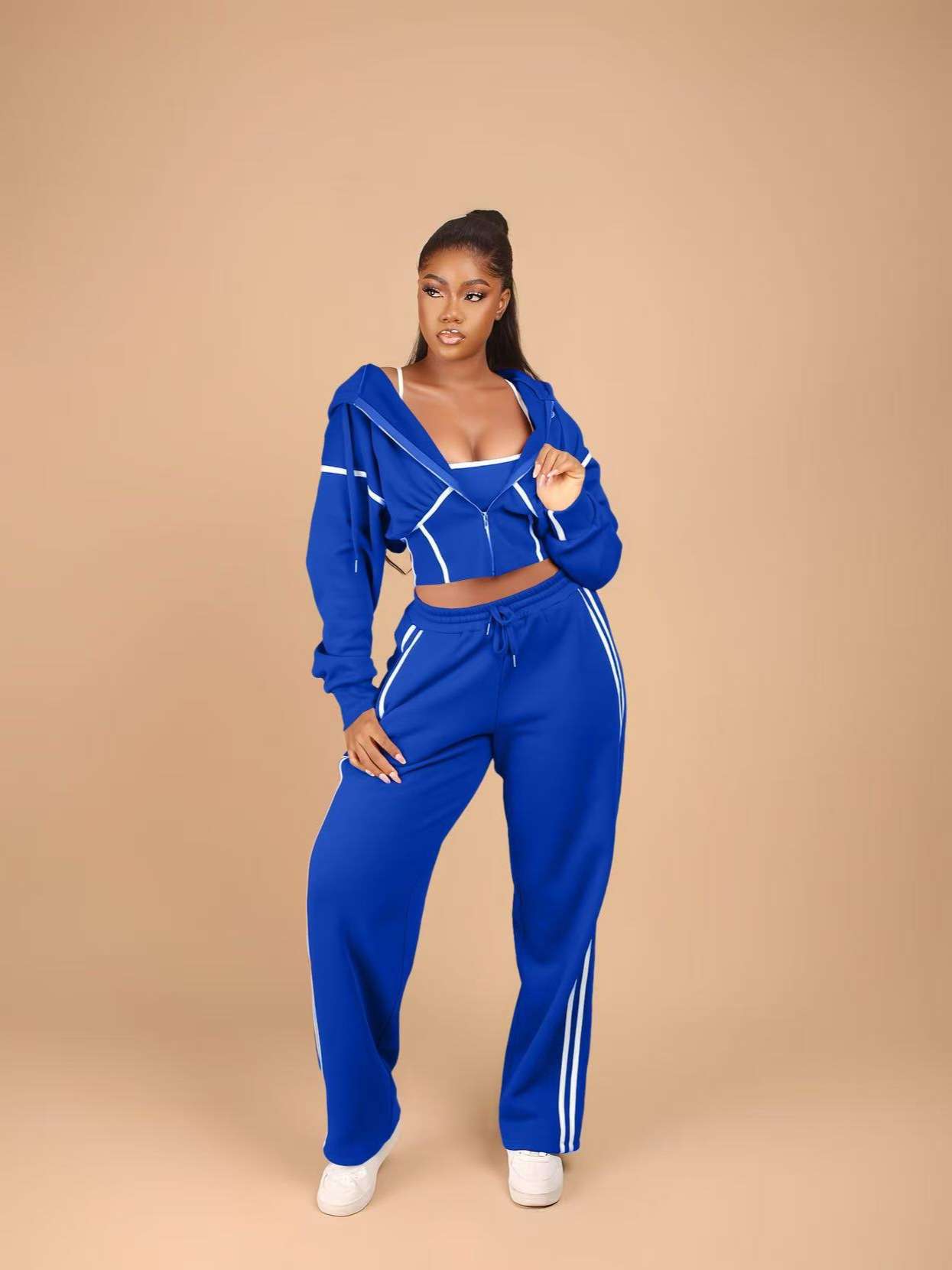 Stylish Blue Tracksuit with Stripes image 3