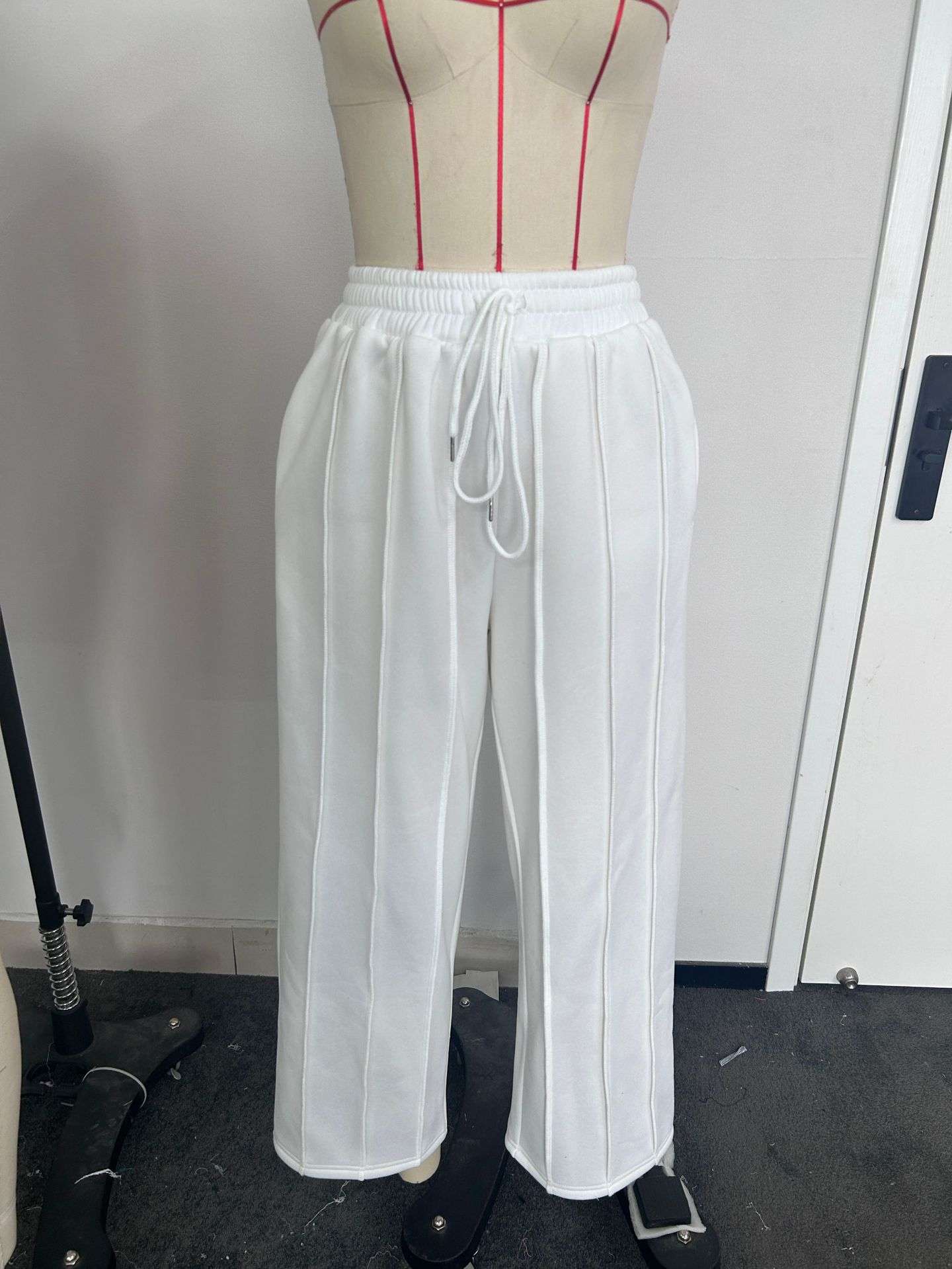 Casual Drawstring Waist Pleated Sweatpants image 8