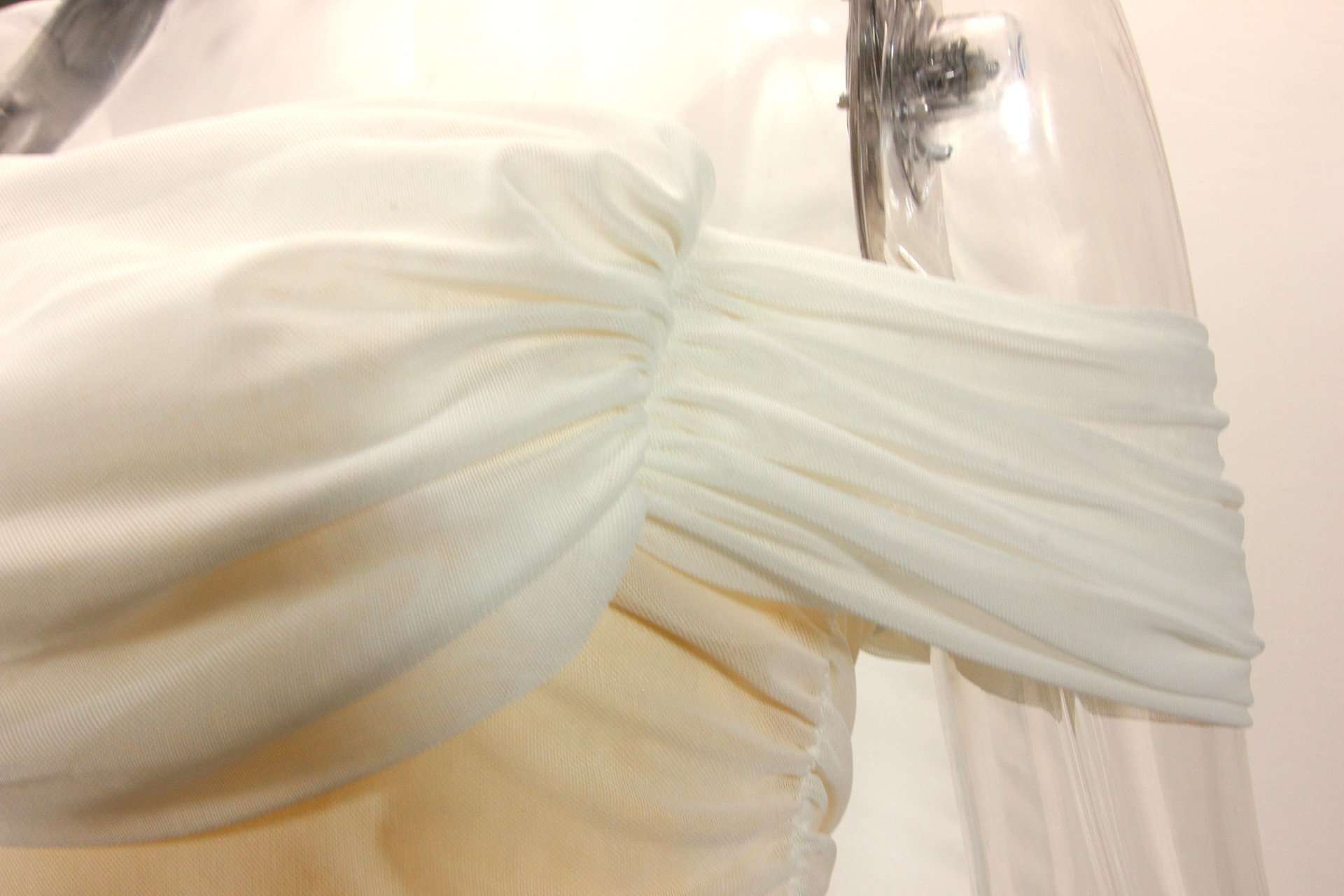 Elegant Off-Shoulder Bodycon Mini Dress image 4