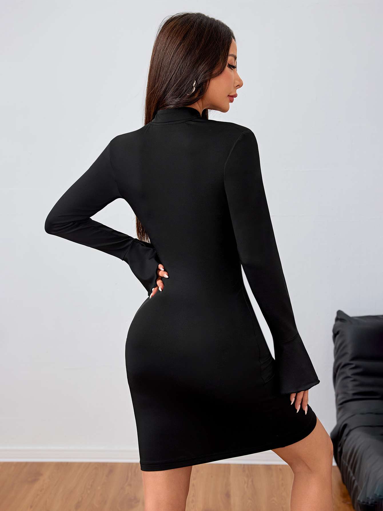 Long Sleeve Bodycon Mini Dress image 4
