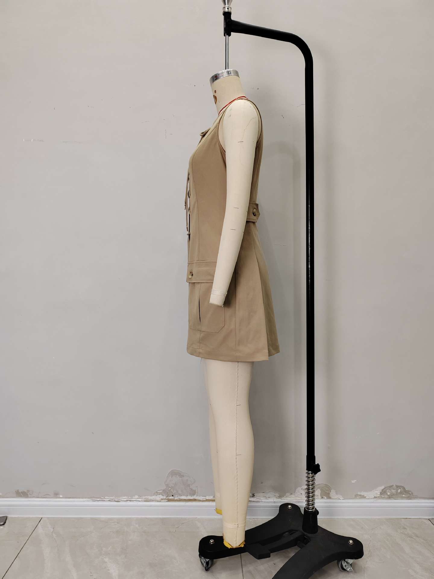 Sleeveless Lace-Up Pocket Dress image 2