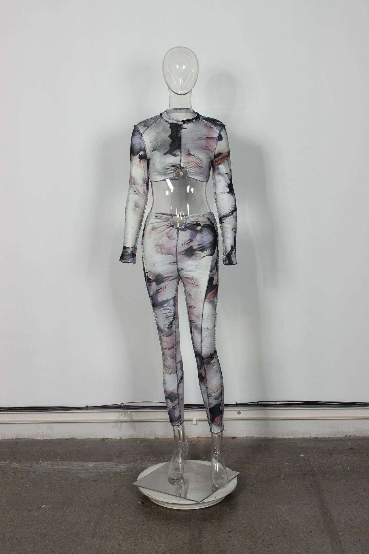 Abstract Print Ring Detail Two-Piece Set image 3