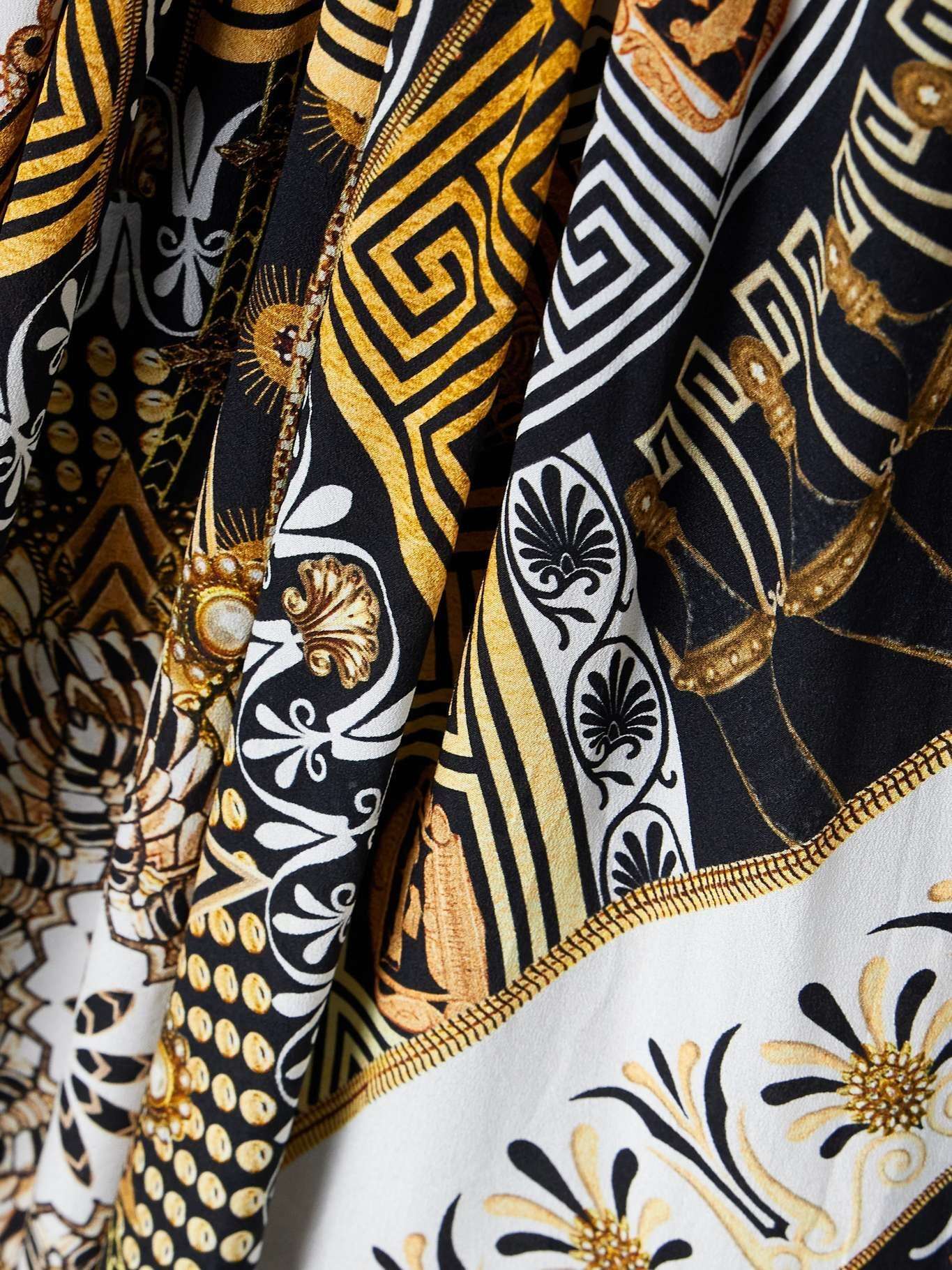 Halter Neck Patterned Maxi Dress image 4