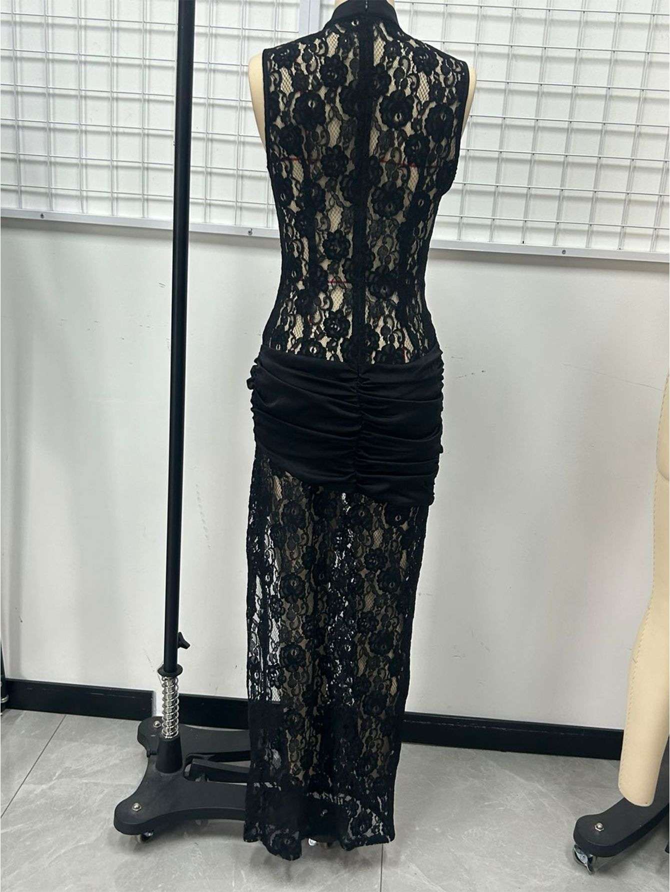 Midnight Allure Black Lace High-Slit Gown image 2