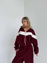 Stylish Athletic Tracksuit Set image 5