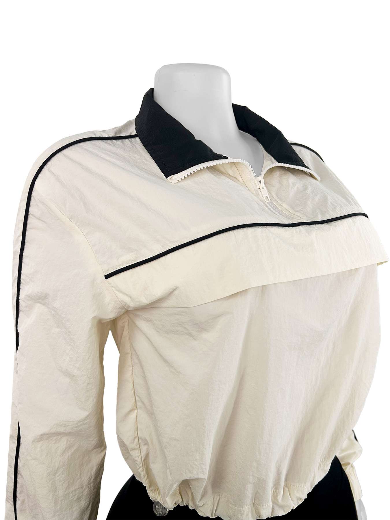 Sporty Chic Two-Piece Set image 7