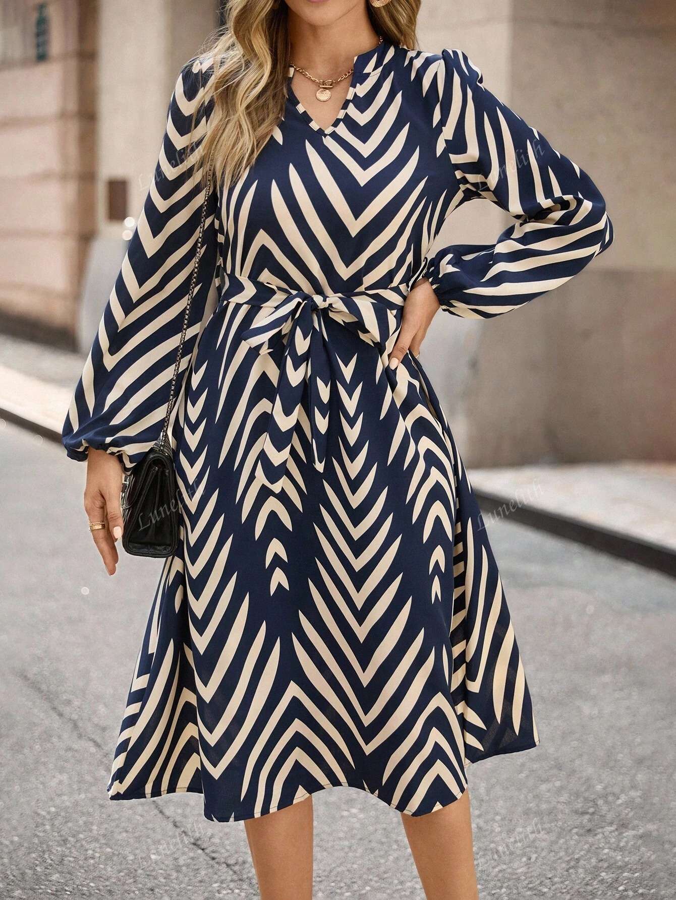 Stylish Geometric Pattern Dress image 3