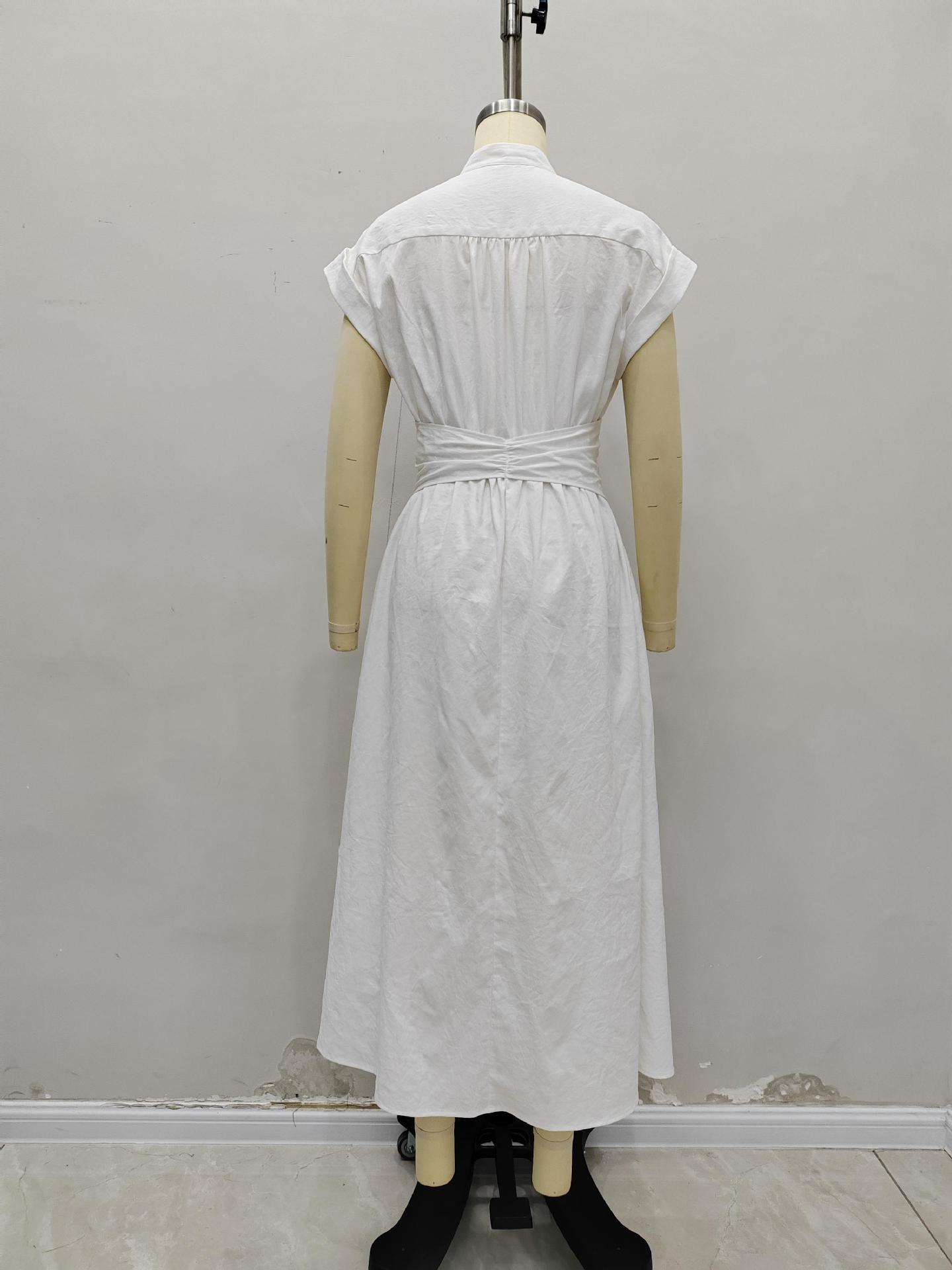 Sleeveless Maxi Dress with Belt Accent image 4