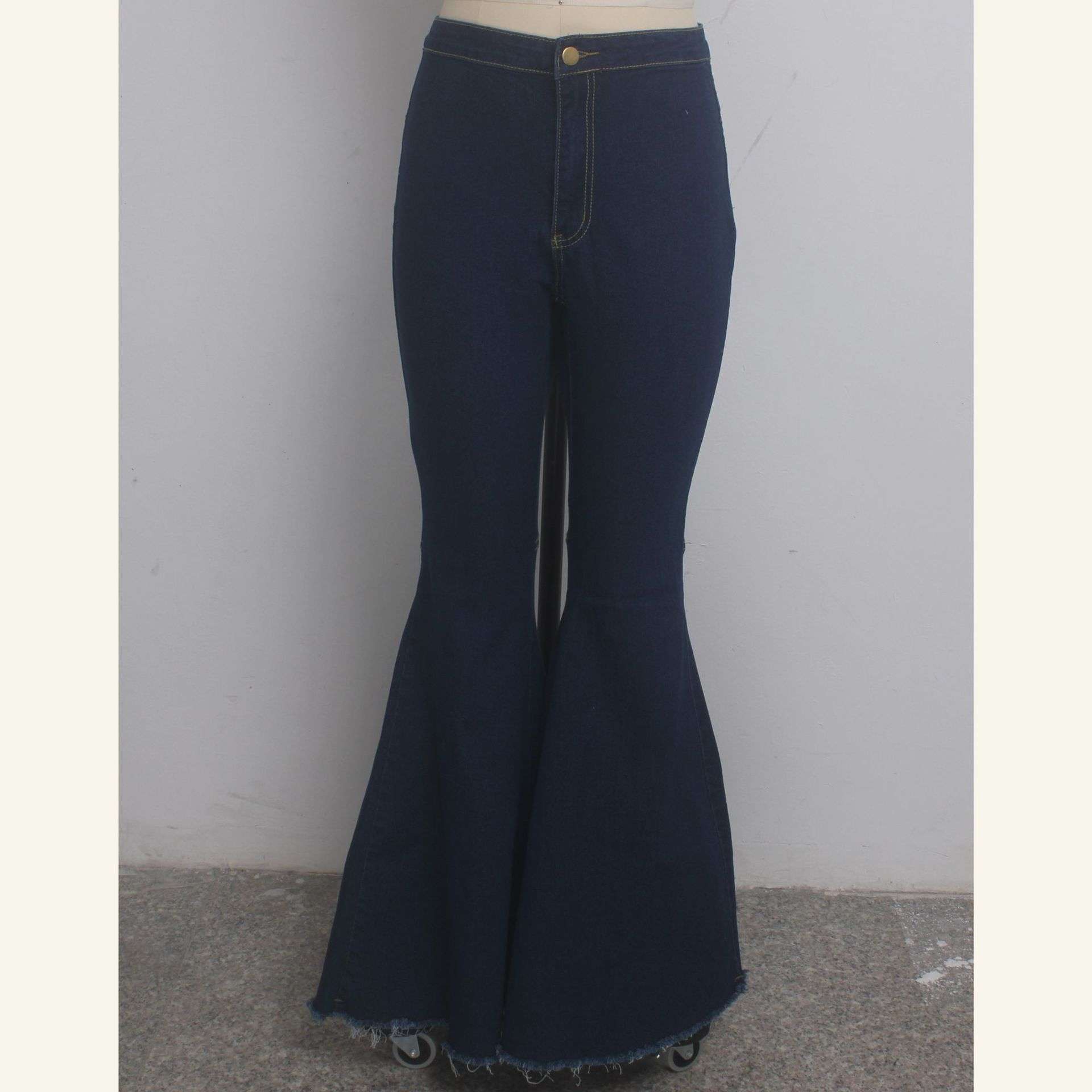 High-Waisted Black Flared Pants image 0