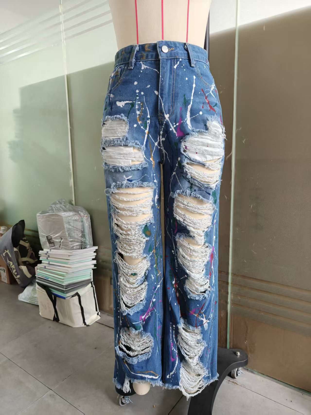 Artistic Ripped Denim Jeans image 2