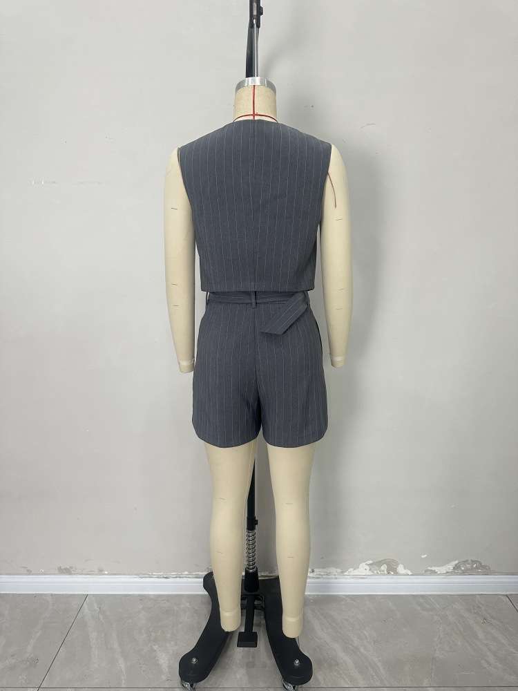 Stylish Pinstripe Sleeveless Blouse &amp; Shorts Set image 6