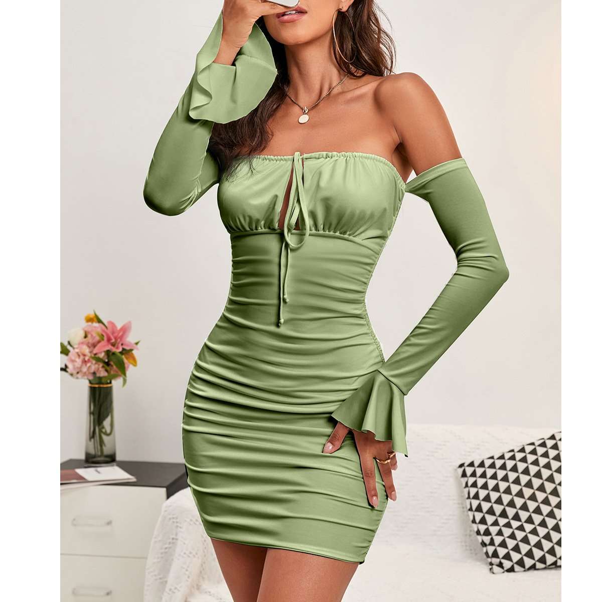 Off-Shoulder Bodycon Dress with Flared Sleeves - S, Green image