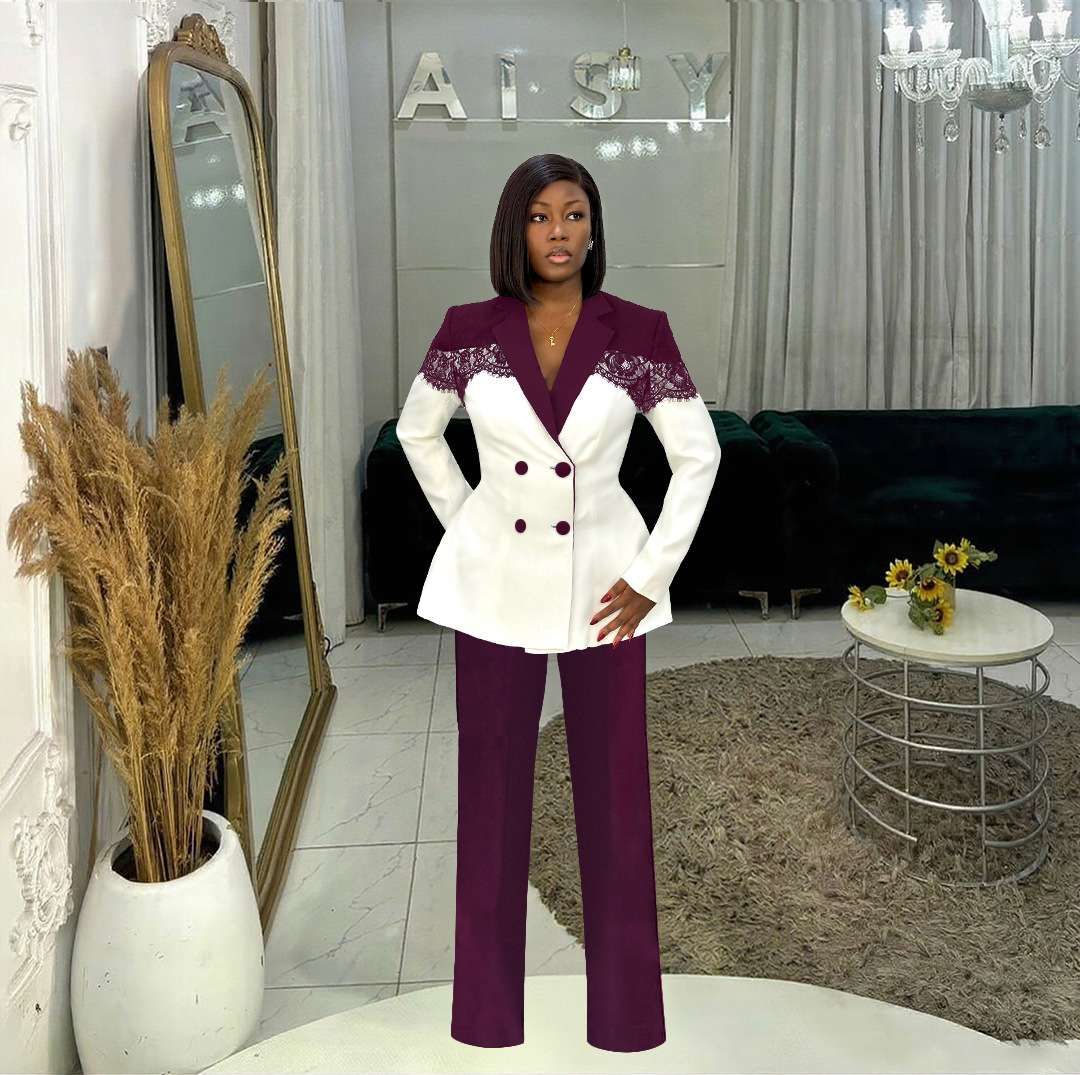 Elegant Double-Breasted Blazer with Trousers - S, Purple image