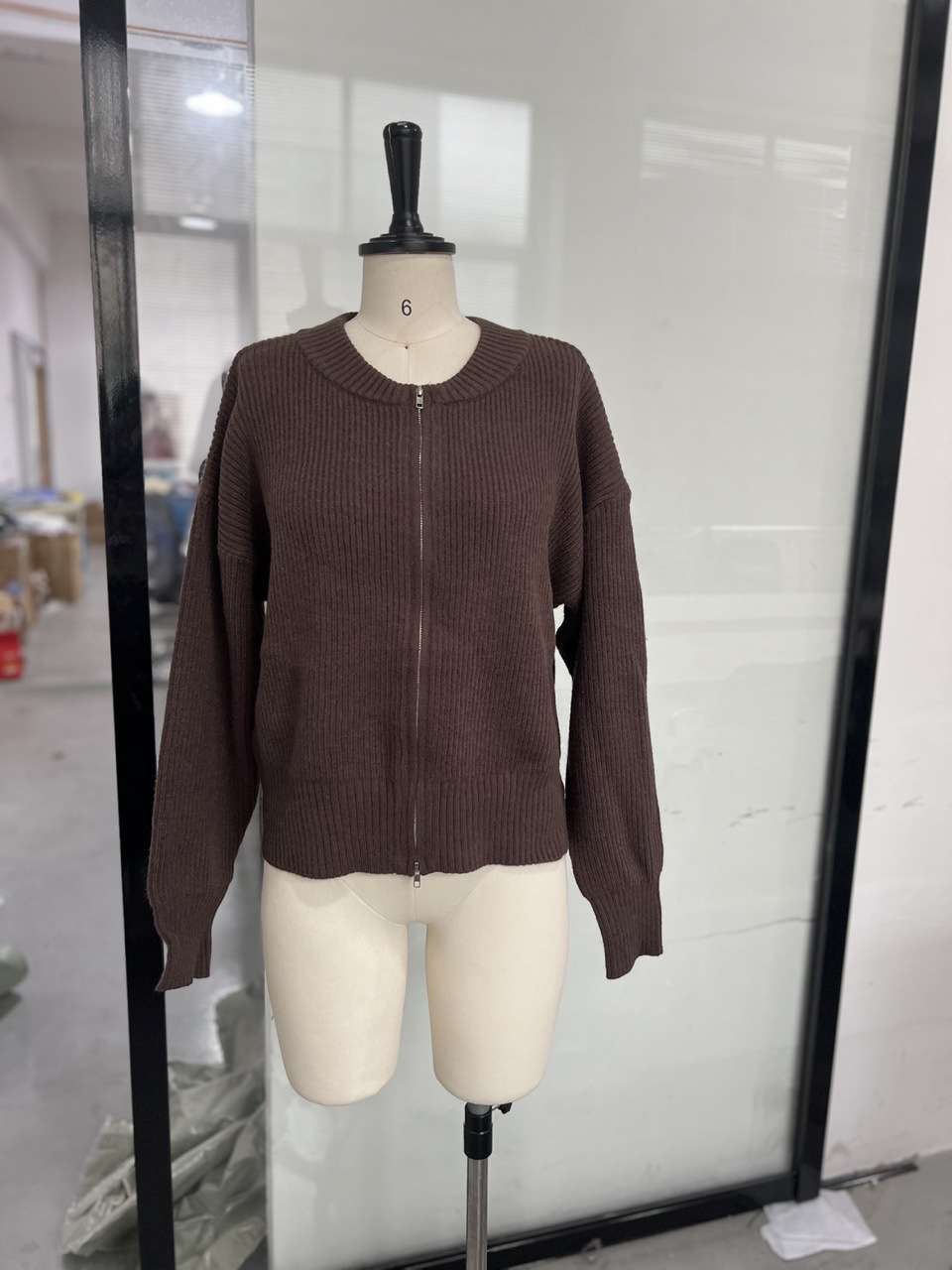 Cozy Zip-Up Jacket - M, Brown image