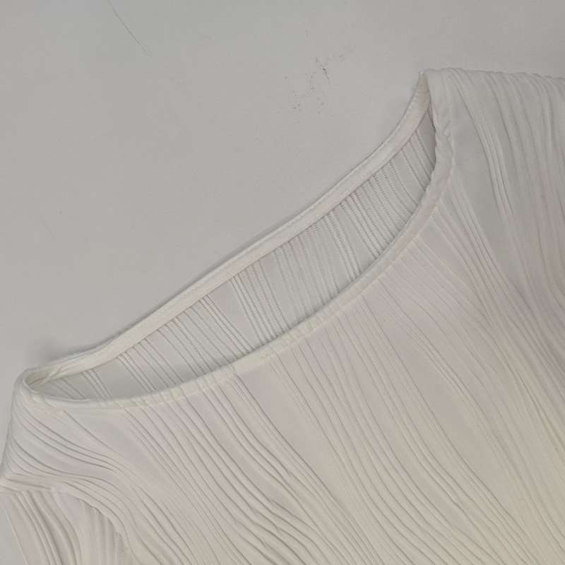 Long Sleeve Textured Crop Top image 5