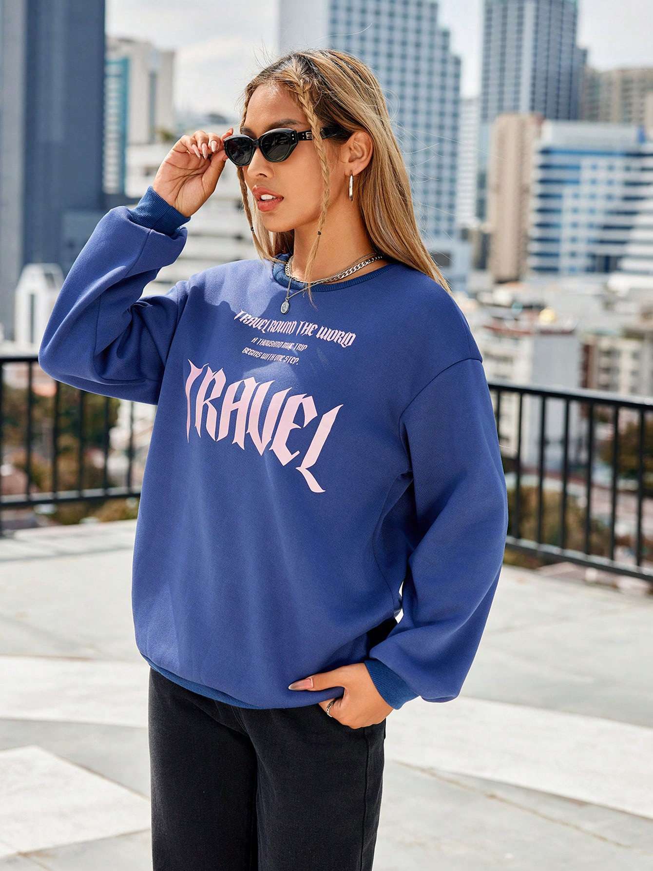 Wanderlust Dream Sweatshirt image 2