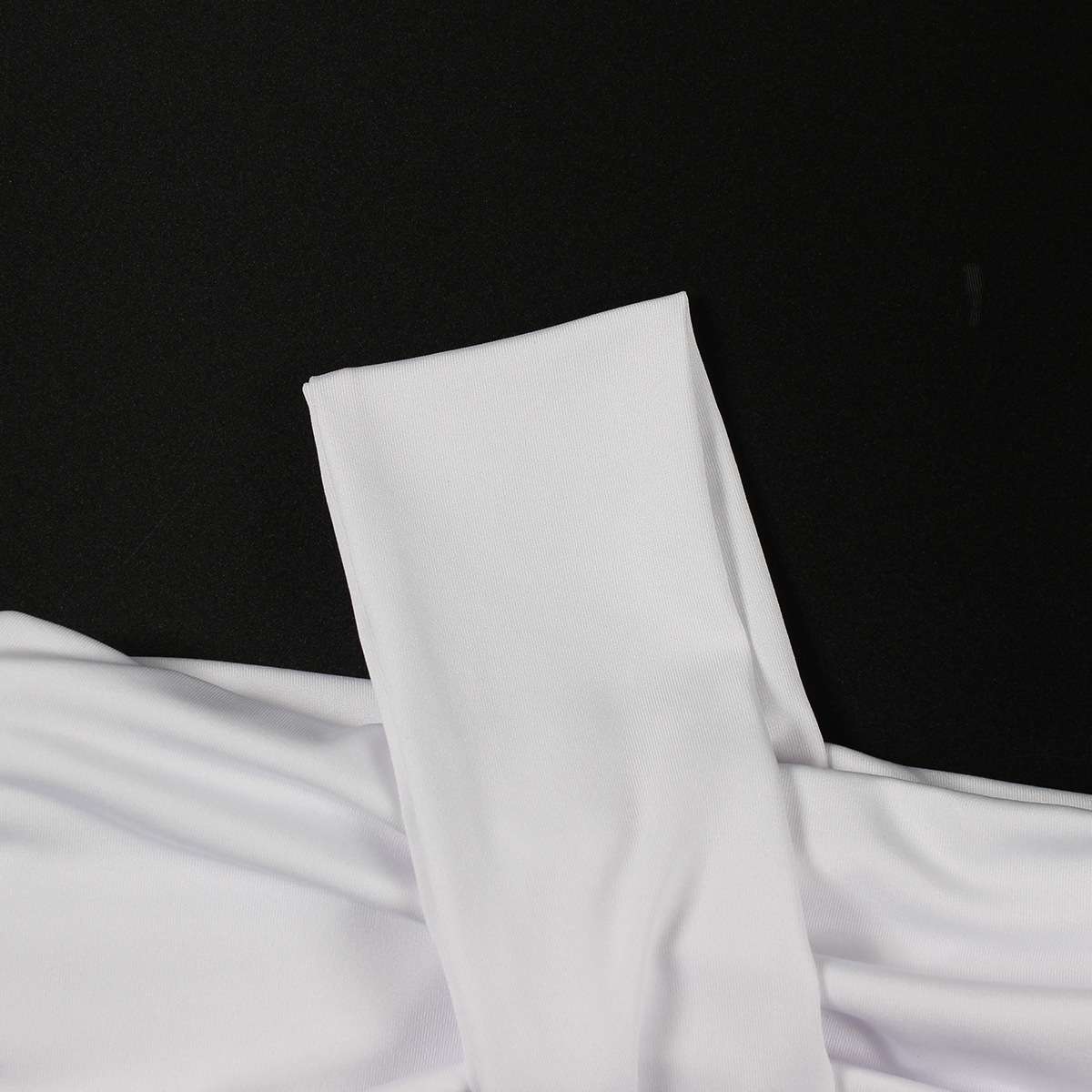 Cold-shoulder Cut-out Detail Top image 8