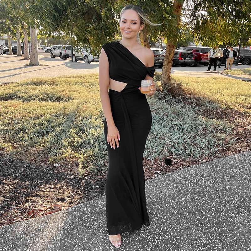 Cut-Out Ruched Maxi Dress - L, Black image