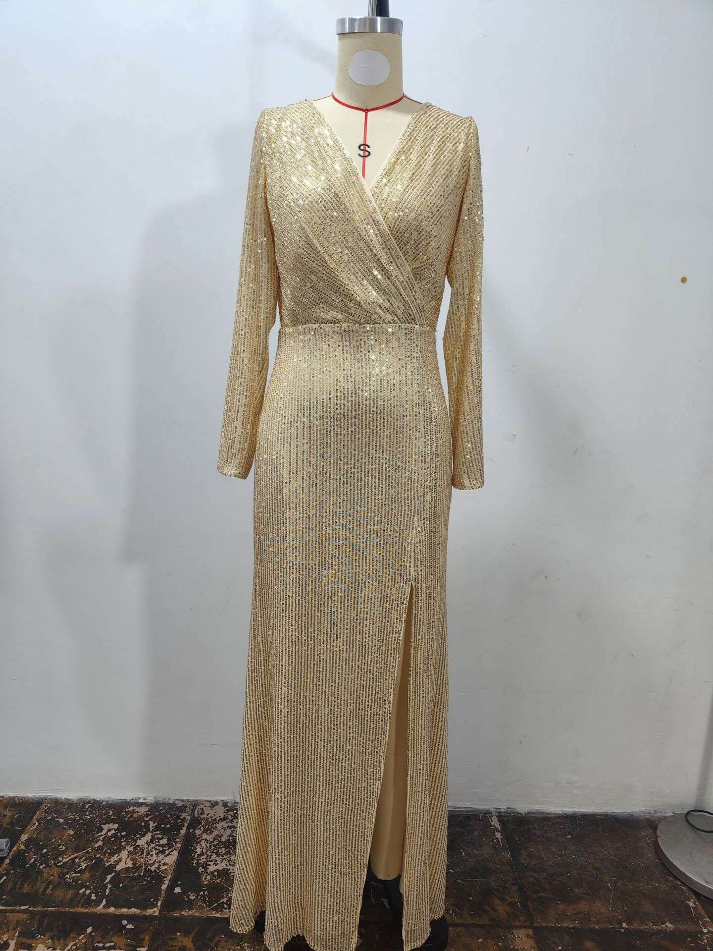 Shiny V Neck Sequin Long Sleeves Evening Dress image 3