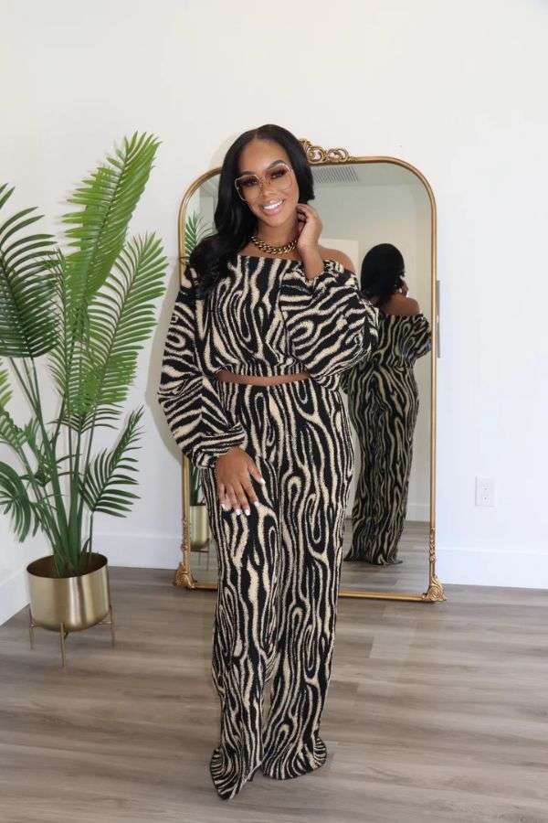 Slash Shoulder Printed Two-Piece Pants Set - L, Multi Black image