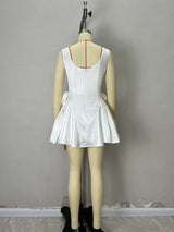 Elegant Dress with Floral Detailing image 2