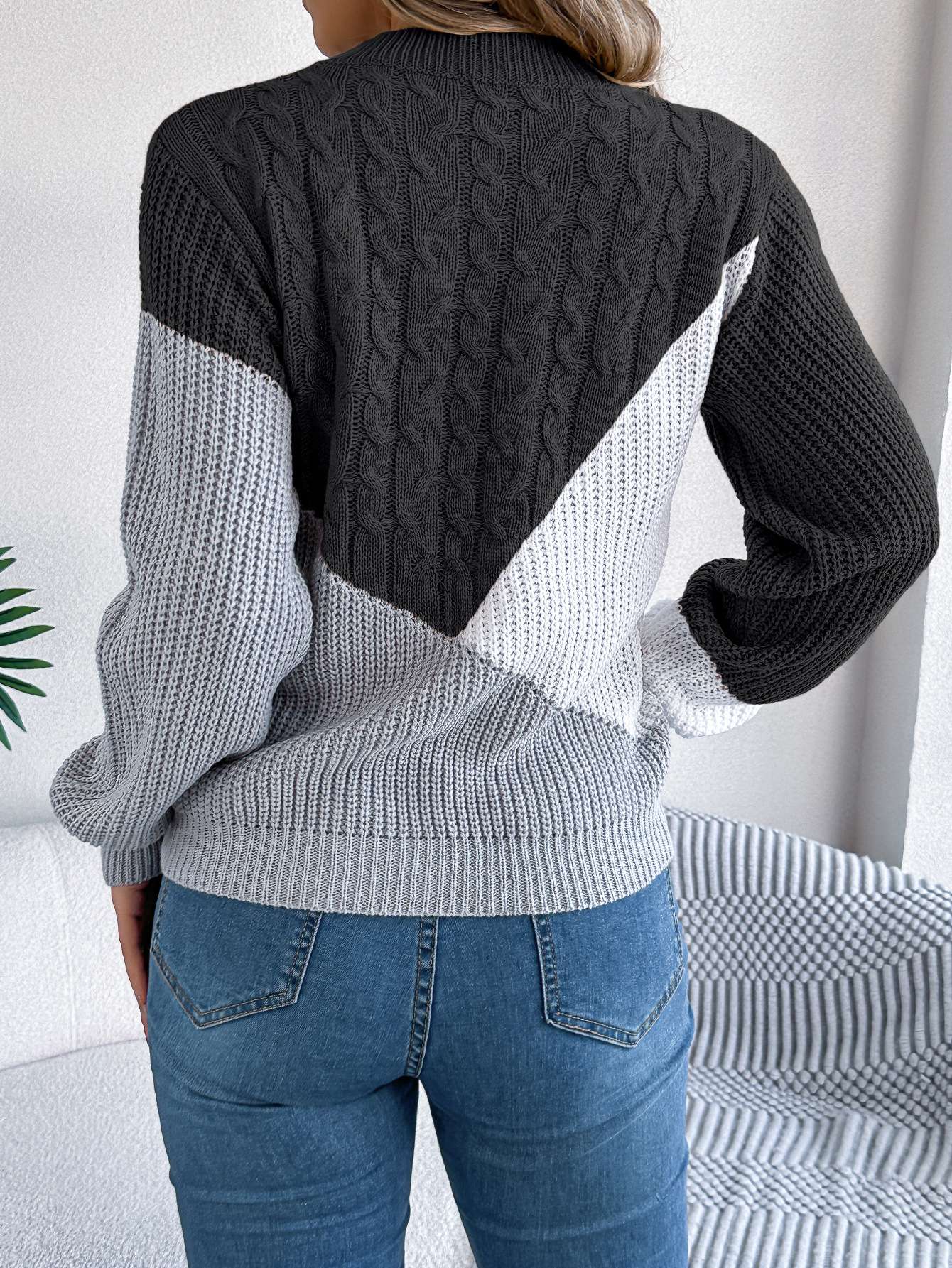 Knit Long Sleeve Pullover Sweater image 6