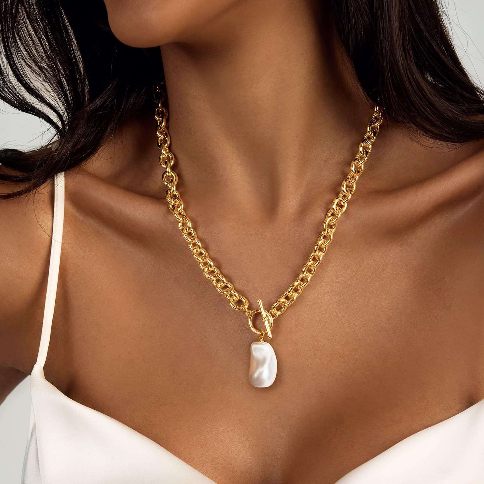 Gold Chain Necklace with Baroque Pearl Pendant - Free Size, Gold image