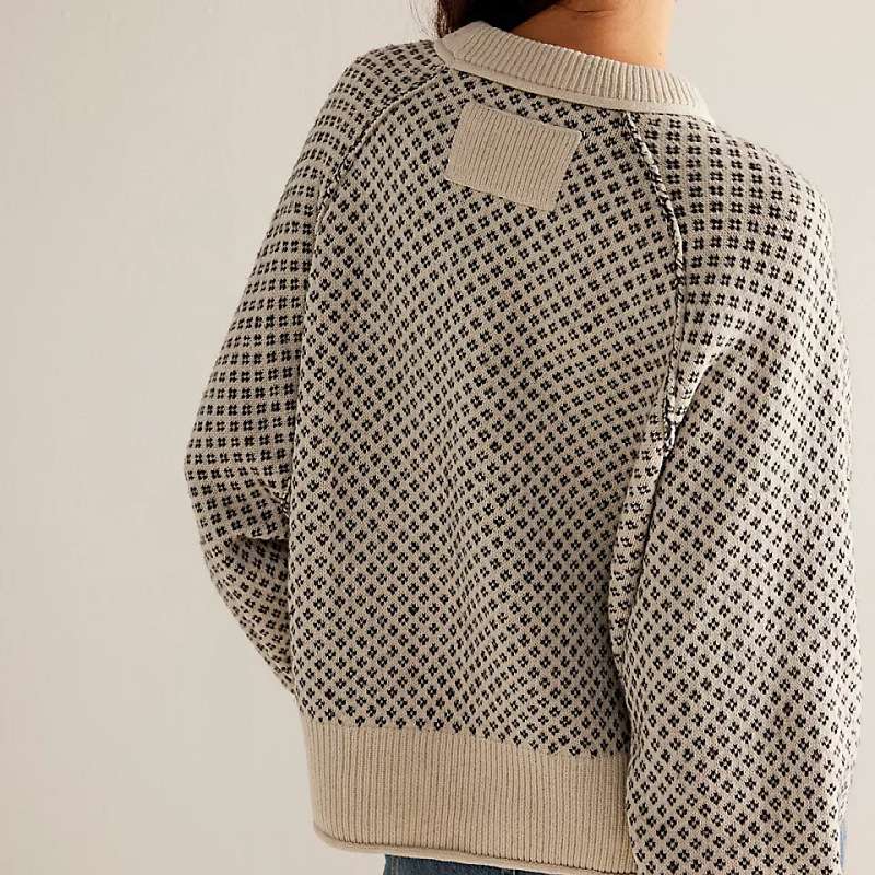 Oversize Knit Sweater Pullover image 5