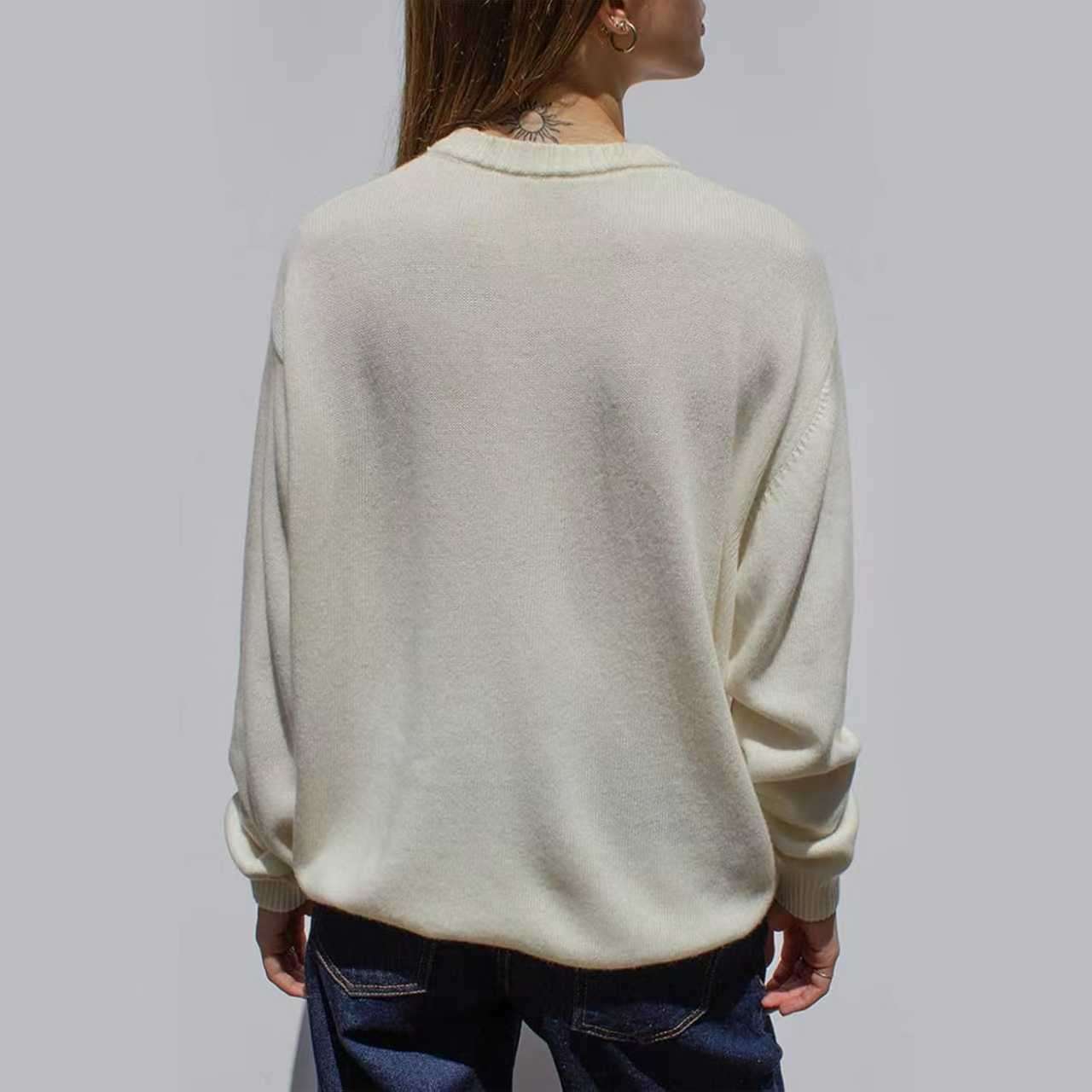 Casual Oversized Sweater with Graphic image 3