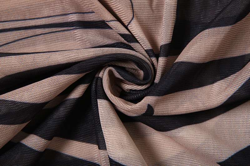 Animal Print Long Sleeve Top & Ruffled Shorts image 6