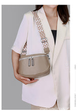 Stylish Crossbody Bag with Geometric Strap