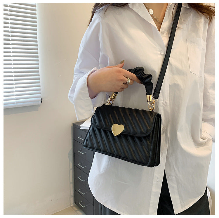 Chic Black Quilted Handbag