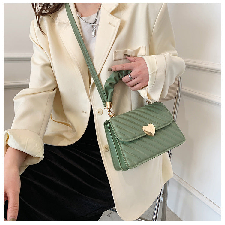 Chic Black Quilted Handbag