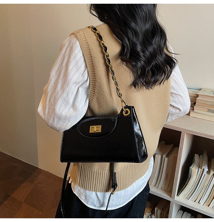 Elegant Faux Leather Handbag with Chain Strap