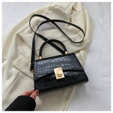 Elegant Crocodile-Pattern Shoulder Bag
