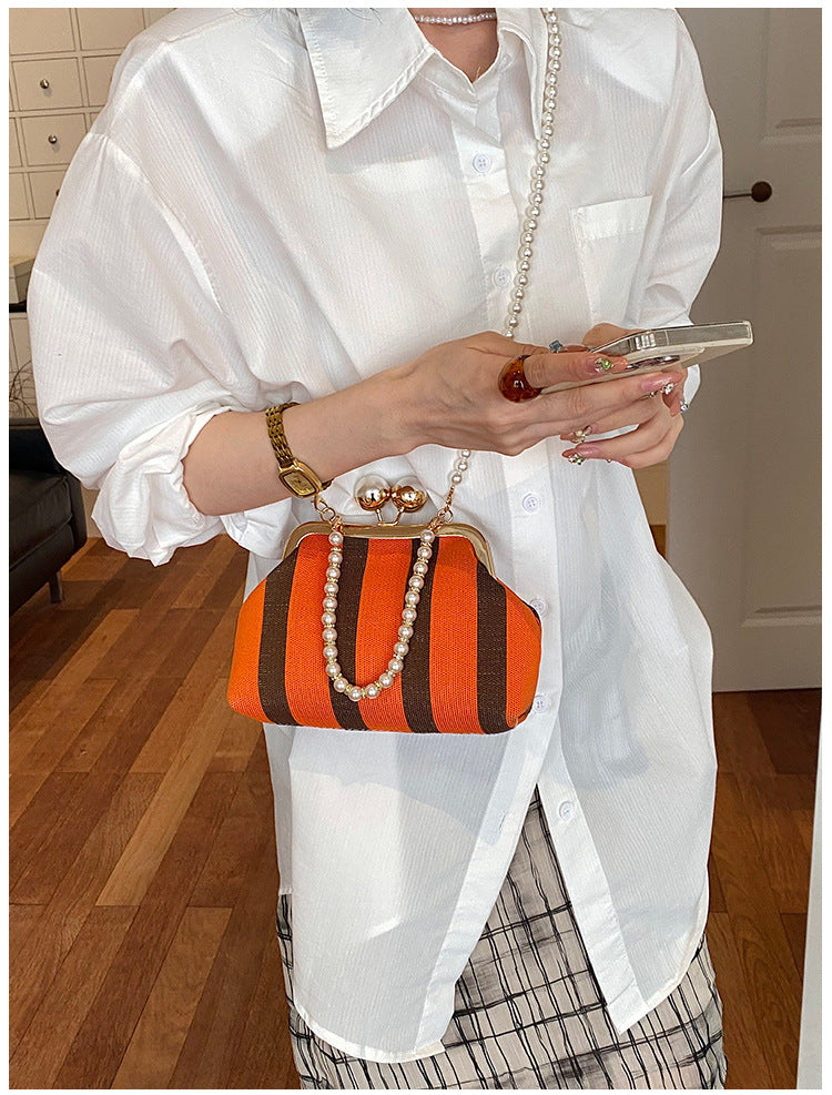 Women's Pearl Chain Frame Clutch Evening Bag