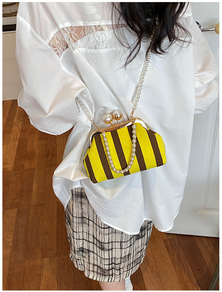 Women's Pearl Chain Frame Clutch Evening Bag