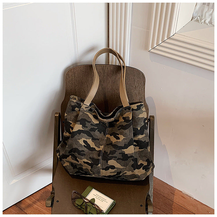 Women's Camouflage Canvas Tote Bag