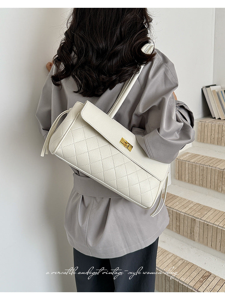 Women's Quilted Shoulder Handbag