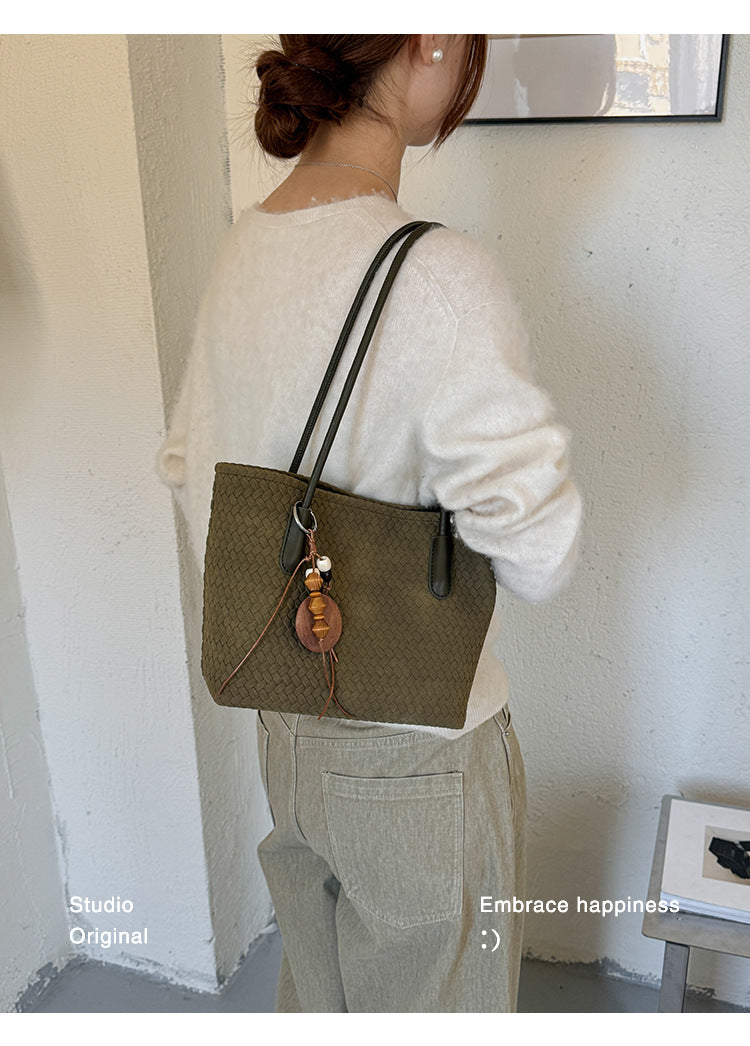 Women's Woven Shoulder Handbag
