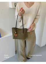 Women's Woven Shoulder Handbag