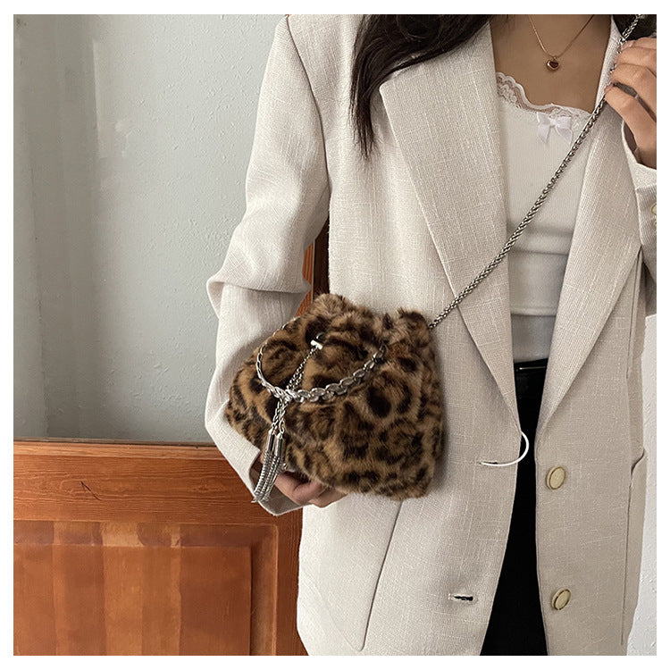 Women’s Leopard Print Faux Fur Handbag