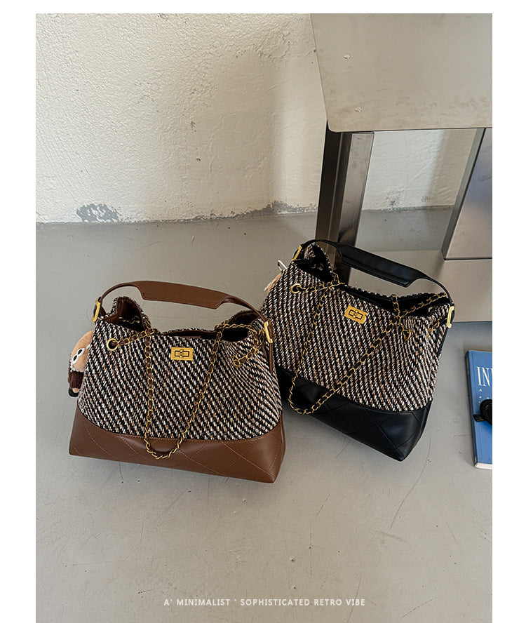 Woven Chain Strap Shoulder Bag
