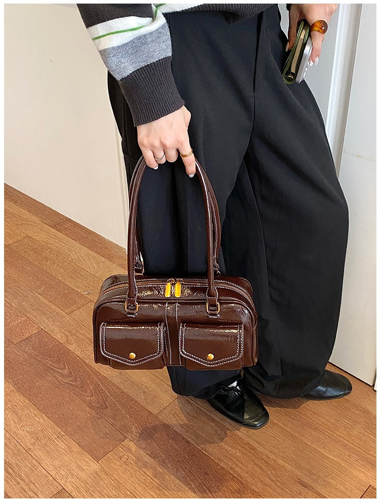 Women’s Structured Shoulder Bag with Pockets