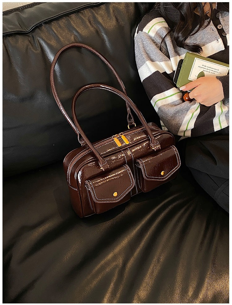 Women’s Structured Shoulder Bag with Pockets